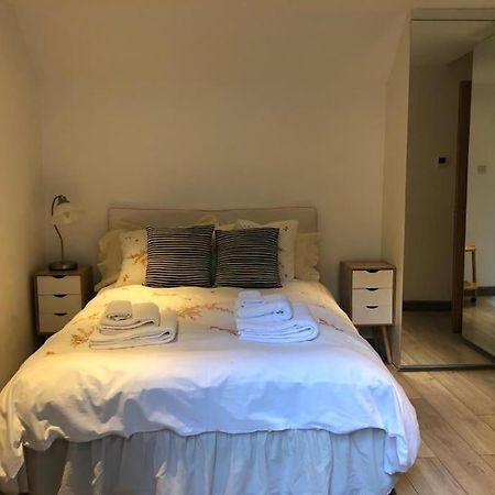 Quiet Kensington Flat Ideal For Central Лондон Екстер'єр фото