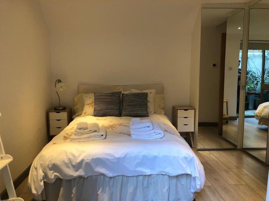 Quiet Kensington Flat Ideal For Central Лондон Екстер'єр фото