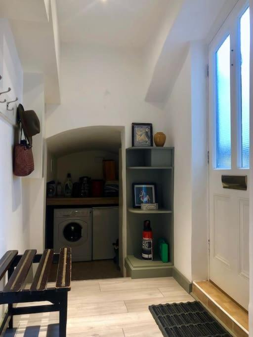Quiet Kensington Flat Ideal For Central Лондон Екстер'єр фото